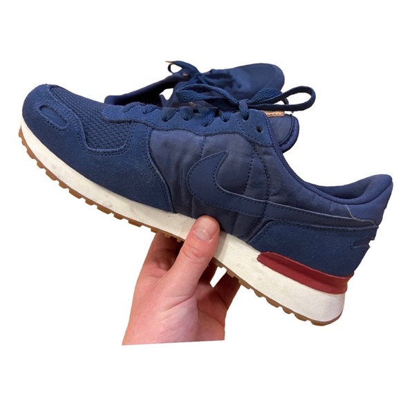 navy nike internationalist